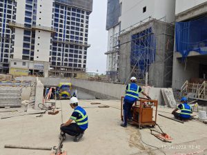 Vận chuyển máy phát điện xuống hầm tại Vinhomes Quận 9 — Hữu Sang Logistics
