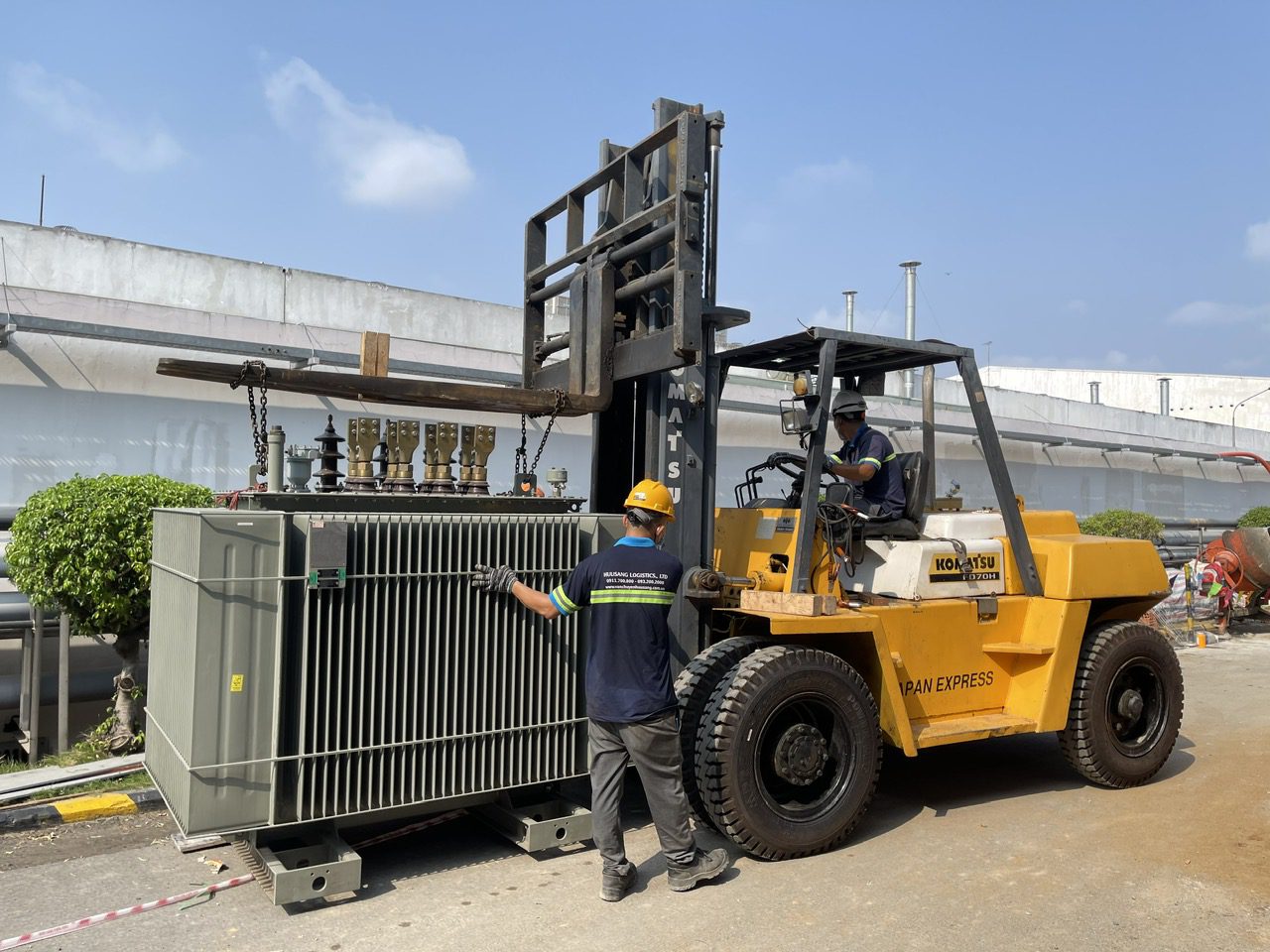 Vận chuyển máy biến áp tại KCN Biên Hòa, Đồng Nai - Hữu Sang Logistics