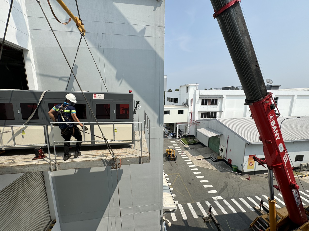 So sánh xe cẩu Tadano, Kato, Liebherr - Hữu Sang Logistics